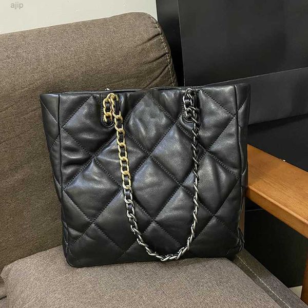 france womens f/w italy classic 19 shopping quilted tote bags lambskin real leather large capacity gold-silver hardware matelasse chain shou
france womens f/w italy classic 19 shopping quilted tote bags lambskin real leather large capacity gold-silver hardware matelasse chain shou