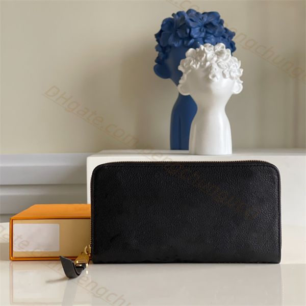 designer brown checkerboard purses clutch bags key wallets zipper closure coin purses wrap around zipper cosmetic bags evening bags, Red;blue
designer brown checkerboard purses clutch bags key wallets zipper closure coin purses wrap around zipper cosmetic bags evening bags, Red;blue
