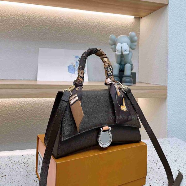 designer bags fashion hourglass shoulder bag leather l design handbags exquisite women single messenger bag strap shopping purse printed bro
designer bags fashion hourglass shoulder bag leather l design handbags exquisite women single messenger bag strap shopping purse printed bro