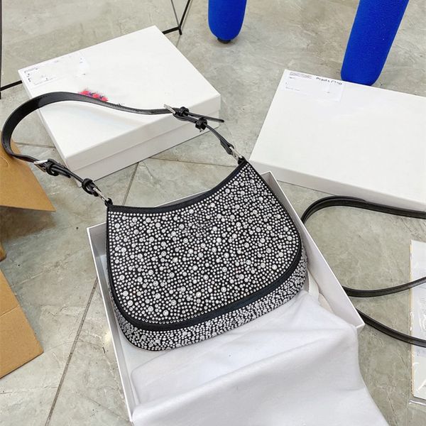 triangle shiny diamond shoulder bag designer luxury fashion crossbody handbag lether nylon black pink yellow bags
triangle shiny diamond shoulder bag designer luxury fashion crossbody handbag lether nylon black pink yellow bags