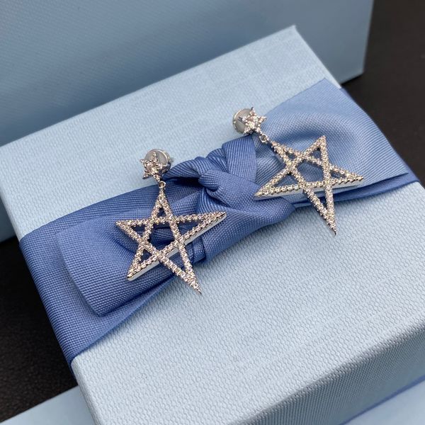 stud earrings hf exquisite crystal long drop stud earrings women drop dangle asymmetric with gift box, Golden;silver
stud earrings hf exquisite crystal long drop stud earrings women drop dangle asymmetric with gift box, Golden;silver