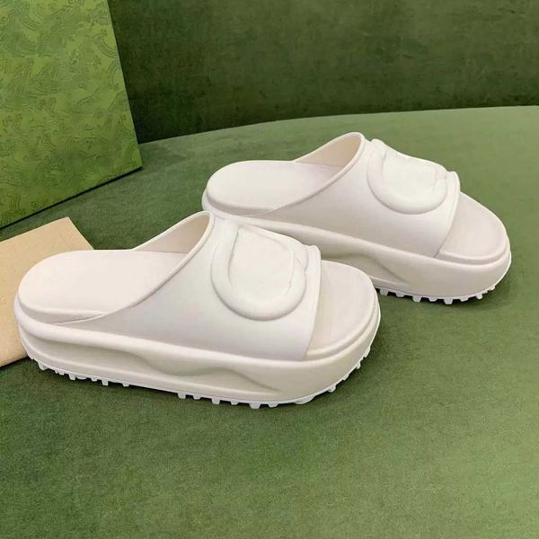 2023 new women's slide sandal with interlocking g designer sandals platform slide women mens slippers flip flops summer shoes fashion w, Black
2023 new women's slide sandal with interlocking g designer sandals platform slide women mens slippers flip flops summer shoes fashion w, Black