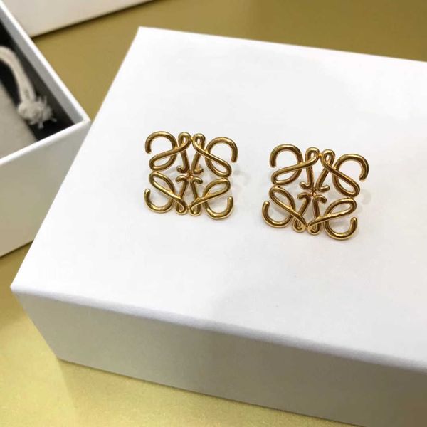 earrings designer loewees rowe's matching knot pattern for women's fashion and luxury light luxury hollow for women, Golden;silver
earrings designer loewees rowe's matching knot pattern for women's fashion and luxury light luxury hollow for women, Golden;silver