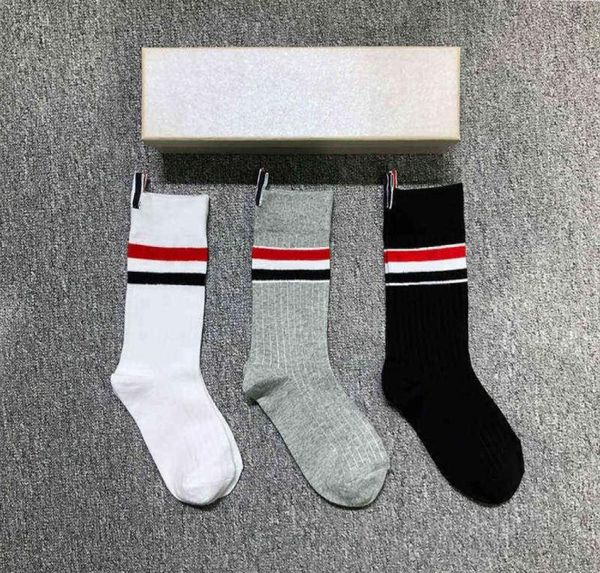 3pairs tb thom socks gift box luxury brand ladies girls men stripes soft sock fashion breathable casual men039s2958305, Black
3pairs tb thom socks gift box luxury brand ladies girls men stripes soft sock fashion breathable casual men039s2958305, Black
