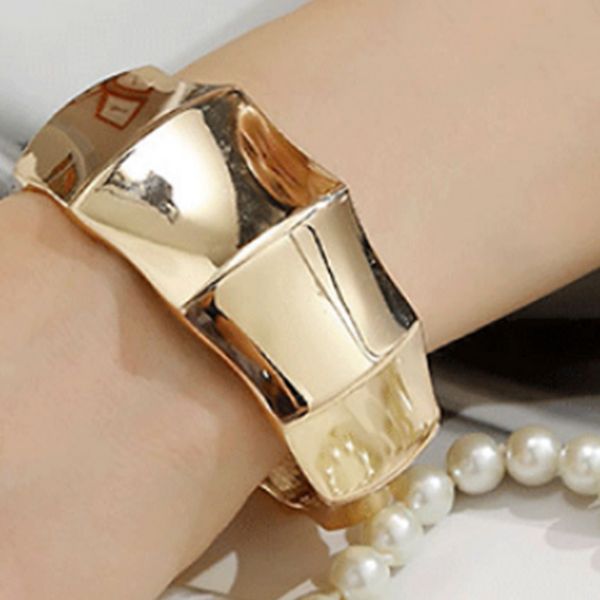charm manufacturers supply jewelry accessories fashion design hand jewelry sylb2484, Golden
charm manufacturers supply jewelry accessories fashion design hand jewelry sylb2484, Golden