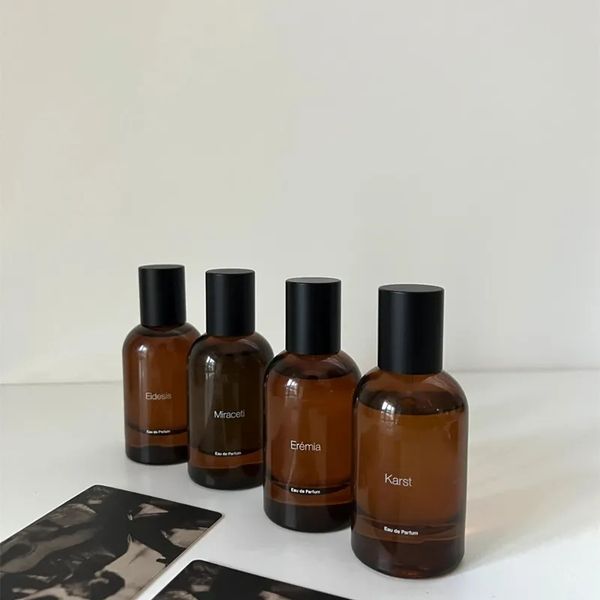 luxury brand aesop perfume 50ml karst miraceti miraceti fragrance 1.6fl.oz men women parfum long lasting smell edp cologne spray high versio
luxury brand aesop perfume 50ml karst miraceti miraceti fragrance 1.6fl.oz men women parfum long lasting smell edp cologne spray high versio