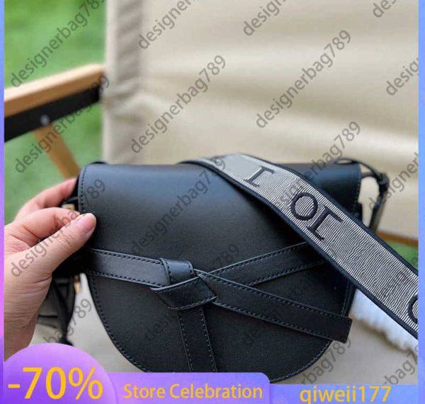 gate designer cosmetic cases crossbody bags luxury brand handbags fashion women shoulder bag classic crossbody leather saddle purses wallet
gate designer cosmetic cases crossbody bags luxury brand handbags fashion women shoulder bag classic crossbody leather saddle purses wallet