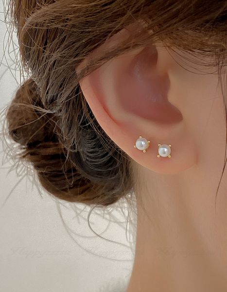 s925 silver needle pearl earrings female retro mini earrings raise earholes personality earrings tide, Golden;silver
s925 silver needle pearl earrings female retro mini earrings raise earholes personality earrings tide, Golden;silver