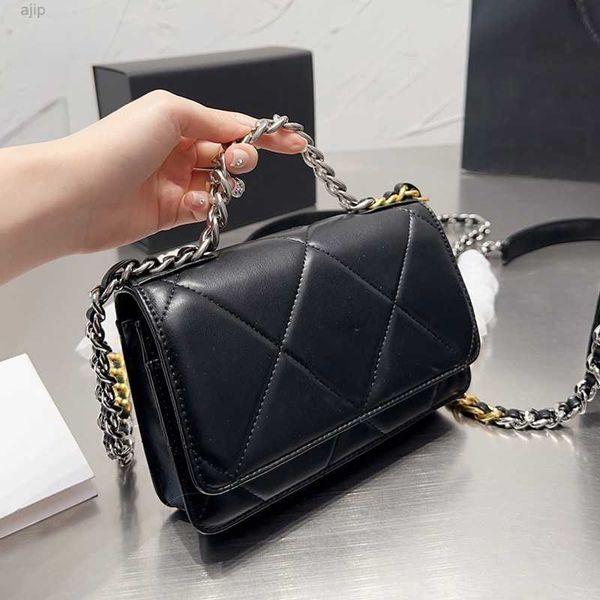 womens designer 19 series cross body woc bags wallet card holder classic flap mini purses doule chains totes multi pochette tiny vanity cosm
womens designer 19 series cross body woc bags wallet card holder classic flap mini purses doule chains totes multi pochette tiny vanity cosm