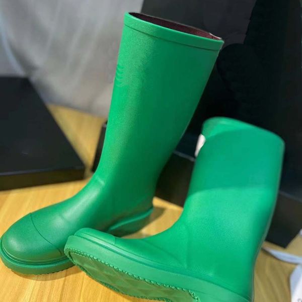 women's designer boots rain rubber winter rain boots thick sole ankle sleeves half pink black green outdoor luxury7
women's designer boots rain rubber winter rain boots thick sole ankle sleeves half pink black green outdoor luxury7