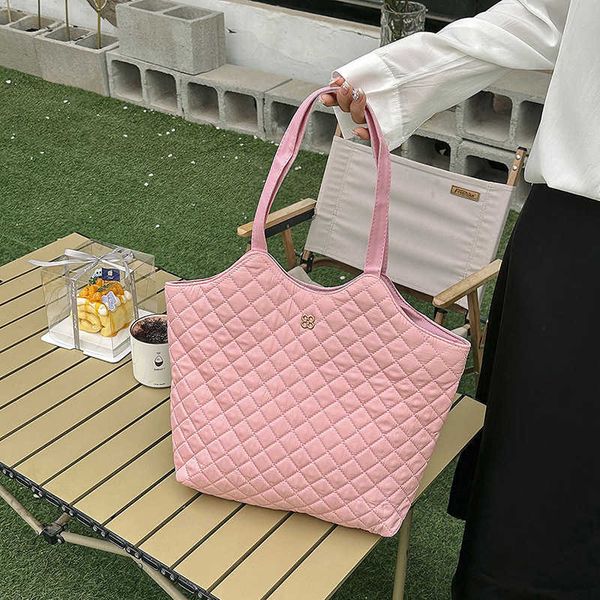 totes lingge embroidered thread nylon shoulder bag for women new fresh and fashionable handbag large capacity casual tote
totes lingge embroidered thread nylon shoulder bag for women new fresh and fashionable handbag large capacity casual tote