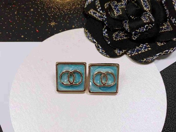 fashion women earrings brand stud jewelry designer gradient water pattern design ear pendants including box holiday gifts, Golden;silver
fashion women earrings brand stud jewelry designer gradient water pattern design ear pendants including box holiday gifts, Golden;silver