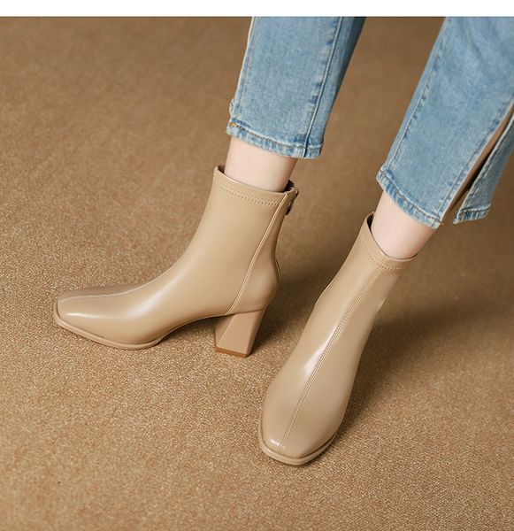 fashion causal shoes women winter boot new white black platform non-slip designer outdoor womens leather sneakers trainers size 35-40
fashion causal shoes women winter boot new white black platform non-slip designer outdoor womens leather sneakers trainers size 35-40