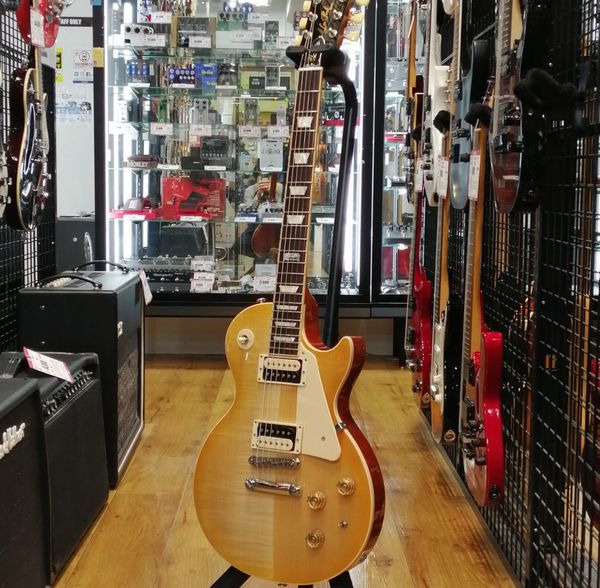 les p classic 120th anniversary electric guitar well packed
les p classic 120th anniversary electric guitar well packed