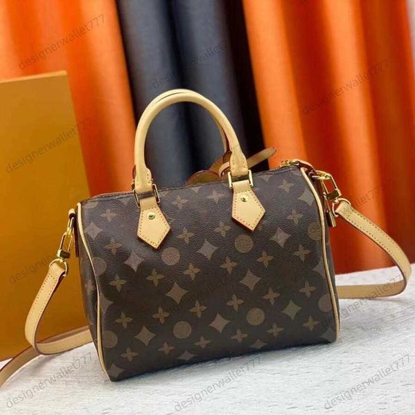 luxury womens designer bag louiseits shopping diana bamboo leather speedy handbag viutonits shoulder bag tote crossbody bags fashion purses
luxury womens designer bag louiseits shopping diana bamboo leather speedy handbag viutonits shoulder bag tote crossbody bags fashion purses
