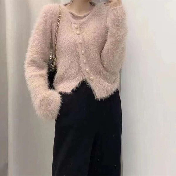 autumn and winter style sweaters lazy irregular design imitation mink velvet loose slimming sweater womens coat, White;black
autumn and winter style sweaters lazy irregular design imitation mink velvet loose slimming sweater womens coat, White;black