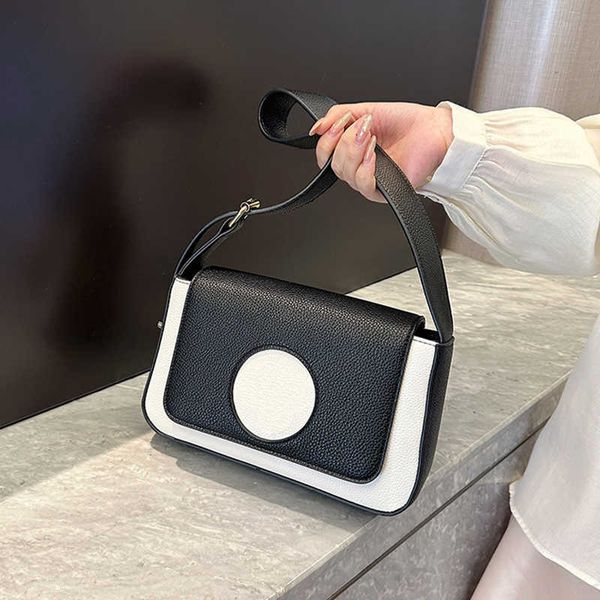 classic shoulder bag designer handbag wide strap crossbody bags women luxurys handbags black fashion lady messenger purse tote bag 30825
classic shoulder bag designer handbag wide strap crossbody bags women luxurys handbags black fashion lady messenger purse tote bag 30825