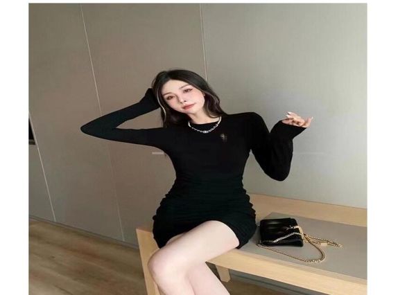 zhen letter brooch decoration pleated waist offtheshoulder long sleeve dress3458463, Black;gray
zhen letter brooch decoration pleated waist offtheshoulder long sleeve dress3458463, Black;gray