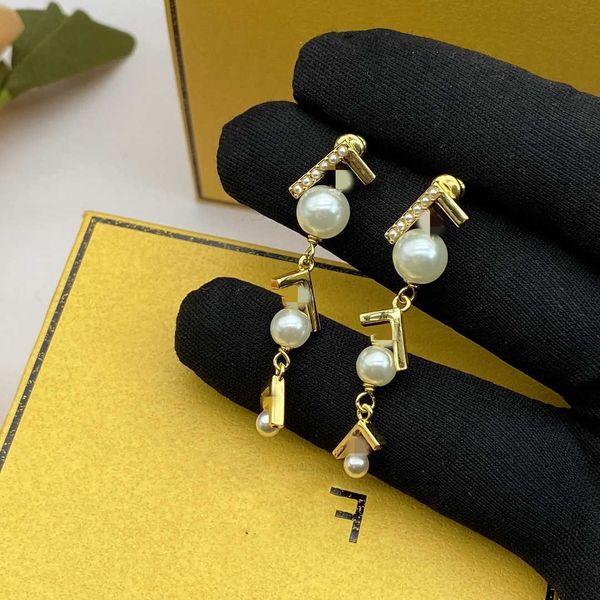 earrings designer f new type f letter pearl long women's fashion versatile net red fairy style silver needle, Golden;silver
earrings designer f new type f letter pearl long women's fashion versatile net red fairy style silver needle, Golden;silver