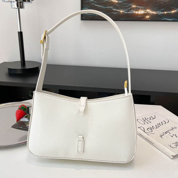 luxuries designers women bags crossbody bag luxury handbag plain ladies totes messenger bags fashion shoulder handbags famous saddle chain b
luxuries designers women bags crossbody bag luxury handbag plain ladies totes messenger bags fashion shoulder handbags famous saddle chain b