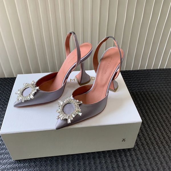 begum crystal-embellished buckle stain pumps shoes spool heels sandals women's luxury designers dress shoe evening slingback sandal fac, Black
begum crystal-embellished buckle stain pumps shoes spool heels sandals women's luxury designers dress shoe evening slingback sandal fac, Black