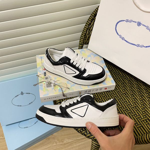 designer shoes low casual sports shoes women trainers popular shoes classic black white grey pink shoes
designer shoes low casual sports shoes women trainers popular shoes classic black white grey pink shoes