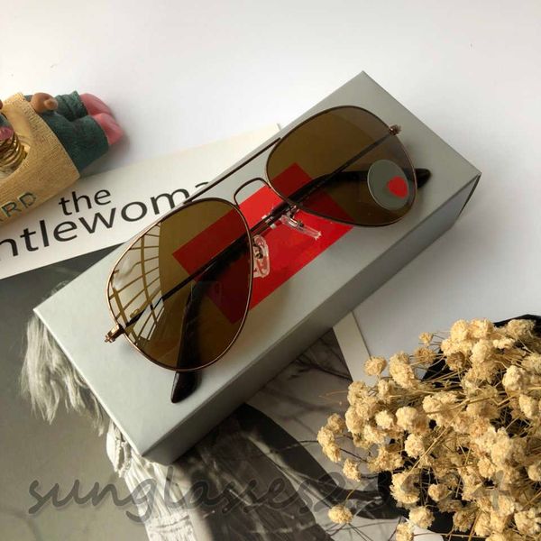 3025-2 series, memory titanium bendable frames, classic pilot goggles, fashion pieces, designer sunglasses high version, White;black
3025-2 series, memory titanium bendable frames, classic pilot goggles, fashion pieces, designer sunglasses high version, White;black