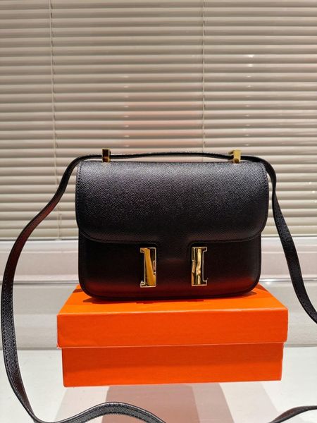 classics women bags designers bags shoulder bag mini handbags pochette accessories crossbody wallet womens purses card holder messenger purs
classics women bags designers bags shoulder bag mini handbags pochette accessories crossbody wallet womens purses card holder messenger purs