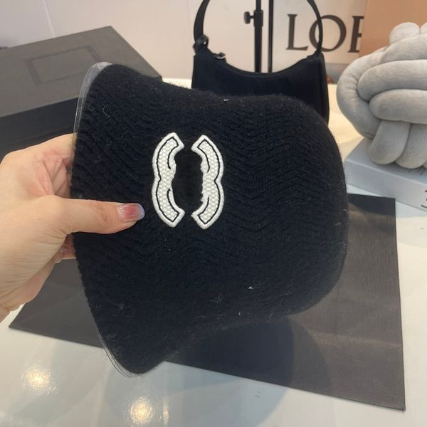 designer beanie knitted cap designers women skull hats winter cappello keep warm soft luxury bonnet for woman and mens simple cappelli, Blue;gray
designer beanie knitted cap designers women skull hats winter cappello keep warm soft luxury bonnet for woman and mens simple cappelli, Blue;gray