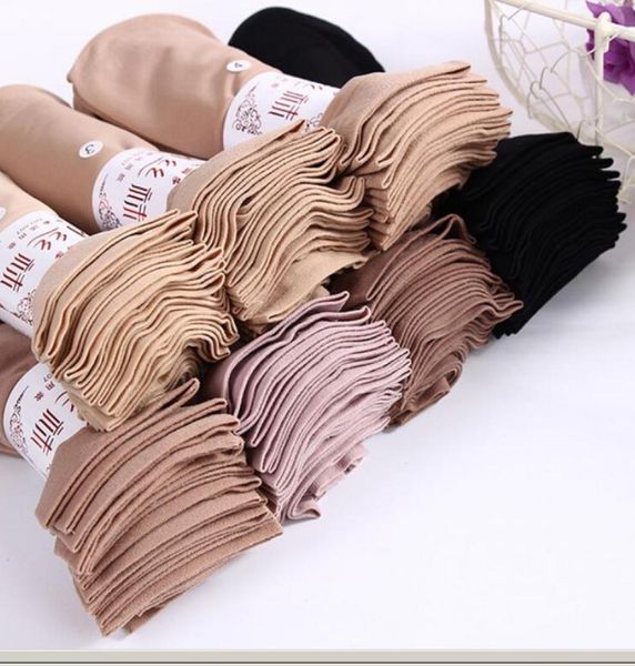 summer thin women lace nylon socks skin soft breathable transparent short for female elastic ankle socks meias calcetines1021074, Black;white
summer thin women lace nylon socks skin soft breathable transparent short for female elastic ankle socks meias calcetines1021074, Black;white