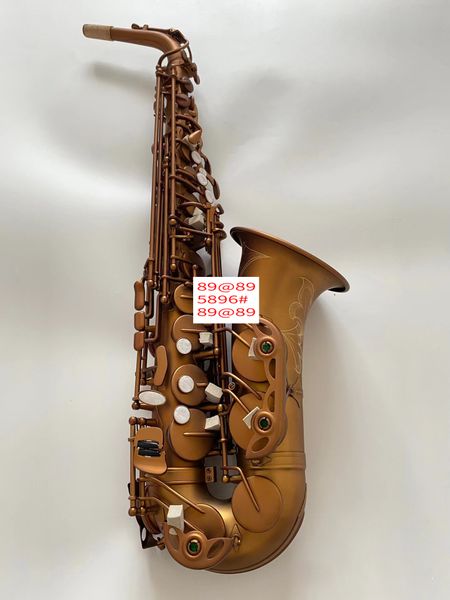 high-end matte gold professional alto saxophone flat e-tune brass gold-plated matte process high-quality tone jazz instrument
high-end matte gold professional alto saxophone flat e-tune brass gold-plated matte process high-quality tone jazz instrument