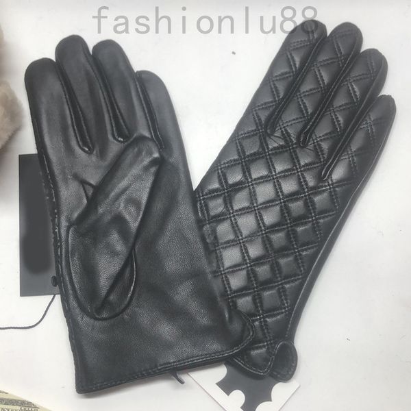 solid color womens designer gloves genuine leather glove sheepskin ladies winter keep warm luxury glove simple black plaid smooth fa01, Blue;gray
solid color womens designer gloves genuine leather glove sheepskin ladies winter keep warm luxury glove simple black plaid smooth fa01, Blue;gray