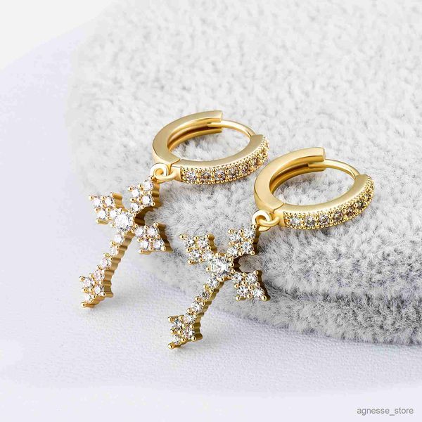 stud new earrings stud for women iced out cubic jewelry hip hop simple fashion diamond earring gift r230830, Golden;silver
stud new earrings stud for women iced out cubic jewelry hip hop simple fashion diamond earring gift r230830, Golden;silver