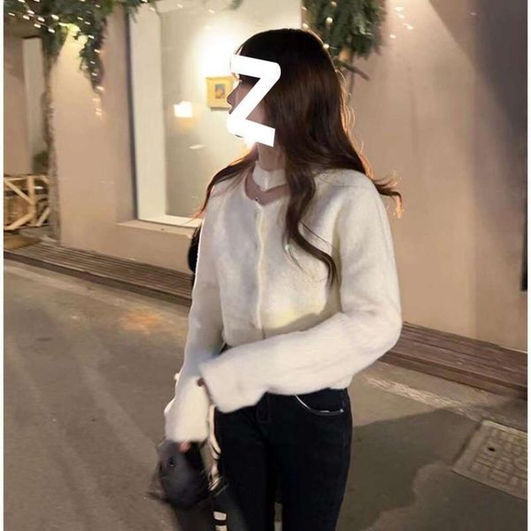 autumn and sweater winter korean version of pure color loose slimming design cardigan jacket hanging neck imitation, White;black
autumn and sweater winter korean version of pure color loose slimming design cardigan jacket hanging neck imitation, White;black