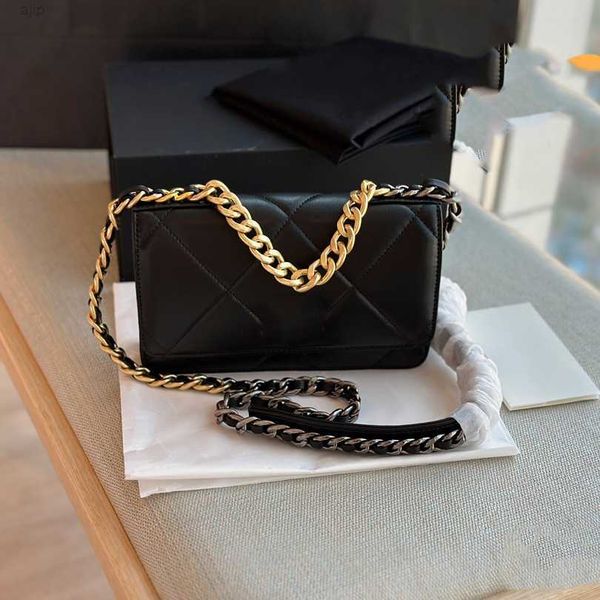 womens designer classic mini flap 19 wallet lambskin bags with gold-silver crossbody shoulder chain hanndle totes card holder multi pochette
womens designer classic mini flap 19 wallet lambskin bags with gold-silver crossbody shoulder chain hanndle totes card holder multi pochette