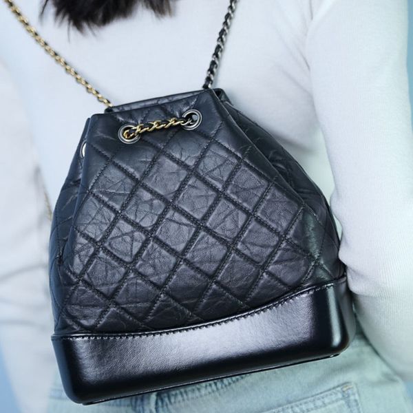 10a designer backpack purse channel bag luxury spongy leather backpacks shoulder bag 23cm crossbody bag woman channel purses c089
10a designer backpack purse channel bag luxury spongy leather backpacks shoulder bag 23cm crossbody bag woman channel purses c089