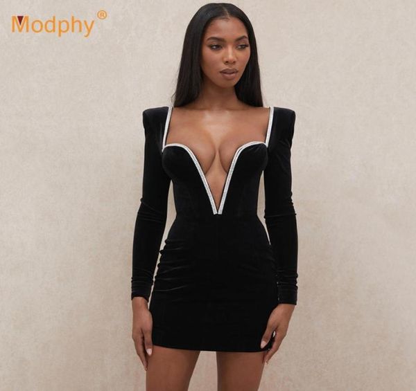 winter vneck long sleeve diamond backless black velvet bodycon mini dress 2021 women celebrity evening party vestidos casual5252047, Black;gray
winter vneck long sleeve diamond backless black velvet bodycon mini dress 2021 women celebrity evening party vestidos casual5252047, Black;gray