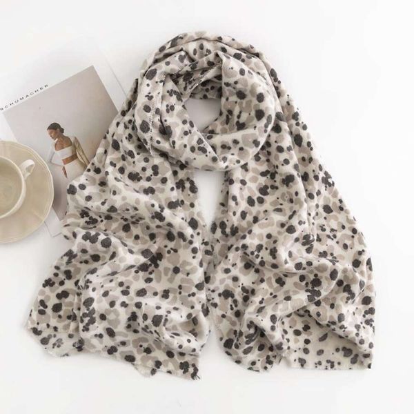autumn and winter style neckerchiefs simple polka dot warm scarf womens long printed imitation cashmere thick soft, Blue;gray
autumn and winter style neckerchiefs simple polka dot warm scarf womens long printed imitation cashmere thick soft, Blue;gray