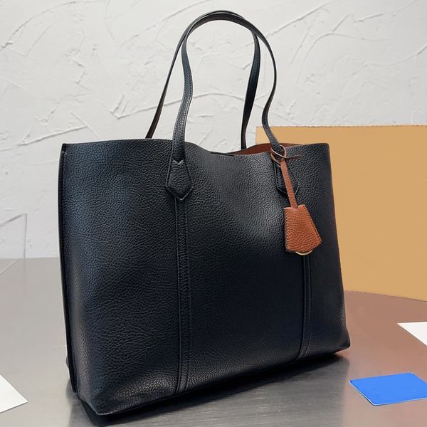 fashion shopping tote bag women shoulder bags large capacity travel handbag genuine leather interior compartment zipper pocket wallets tote
fashion shopping tote bag women shoulder bags large capacity travel handbag genuine leather interior compartment zipper pocket wallets tote