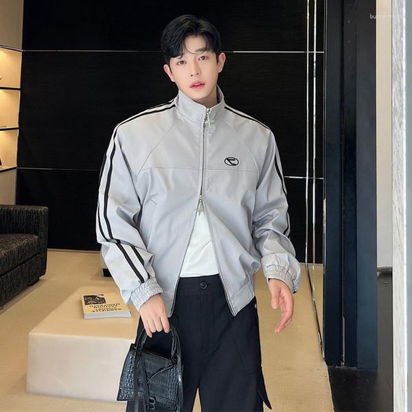 men's jackets syuhgfa korean style trend 2023 silver gray casual coat american niche design versatile outerwear, Black;brown
men's jackets syuhgfa korean style trend 2023 silver gray casual coat american niche design versatile outerwear, Black;brown