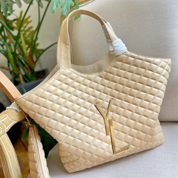 oversized quilted sheepskin shopping bag classic color large capacity totes women's stylish shoulder bag with women's casual beach
oversized quilted sheepskin shopping bag classic color large capacity totes women's stylish shoulder bag with women's casual beach