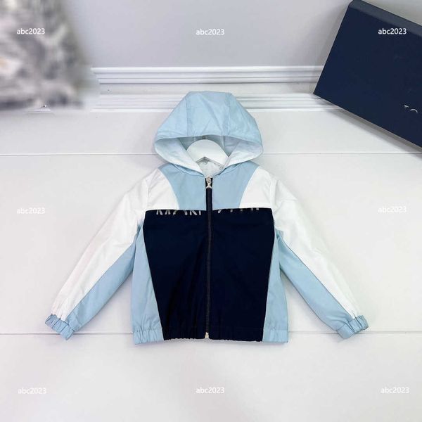 new designer kids coats contrast stitching design child hooded jacket size 100-160 cm fashion long sleeved baby outwear aug09, Blue;gray
new designer kids coats contrast stitching design child hooded jacket size 100-160 cm fashion long sleeved baby outwear aug09, Blue;gray