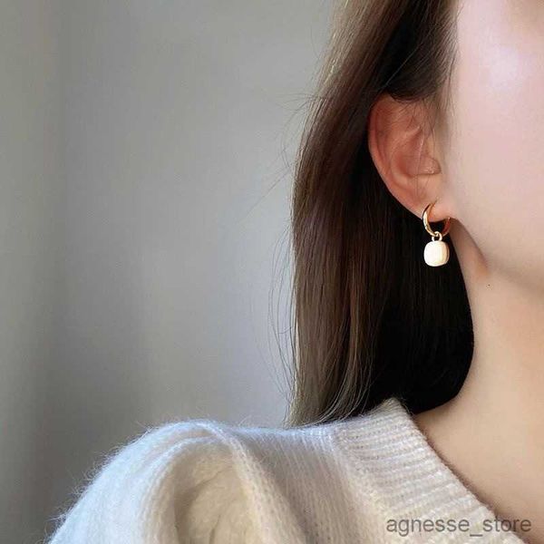 stud stud arrival simple temperament geometric love square dangle earrings for women fashion jewelry accessories r230830, Golden;silver
stud stud arrival simple temperament geometric love square dangle earrings for women fashion jewelry accessories r230830, Golden;silver