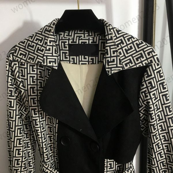 high end female jacket womens trench coats maze pattern lace-up waist matching color lapel long sleeve deerskin trench coat brand designer w, Tan;black
high end female jacket womens trench coats maze pattern lace-up waist matching color lapel long sleeve deerskin trench coat brand designer w, Tan;black