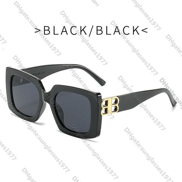 fashion sunglasses new 2021 fashion large frame men's and women's square ins street shooting glasses{category}, White;black
fashion sunglasses new 2021 fashion large frame men's and women's square ins street shooting glasses{category}, White;black