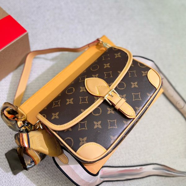 women fashion crossbody bags real leather baguette cross body chain messenger bags lady classic luxury handbags vintage designer bag
women fashion crossbody bags real leather baguette cross body chain messenger bags lady classic luxury handbags vintage designer bag