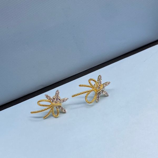 stud earrings hf exquisite crystal long drop stud earrings women drop dangle asymmetric with gift box, Golden;silver
stud earrings hf exquisite crystal long drop stud earrings women drop dangle asymmetric with gift box, Golden;silver