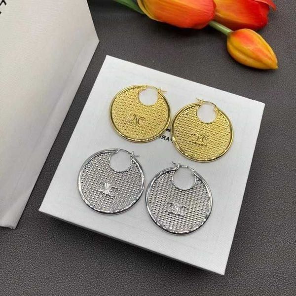 earrings designer 2023 new french arc de triomphe metal round advanced new 925 silver needle for women, Golden;silver
earrings designer 2023 new french arc de triomphe metal round advanced new 925 silver needle for women, Golden;silver