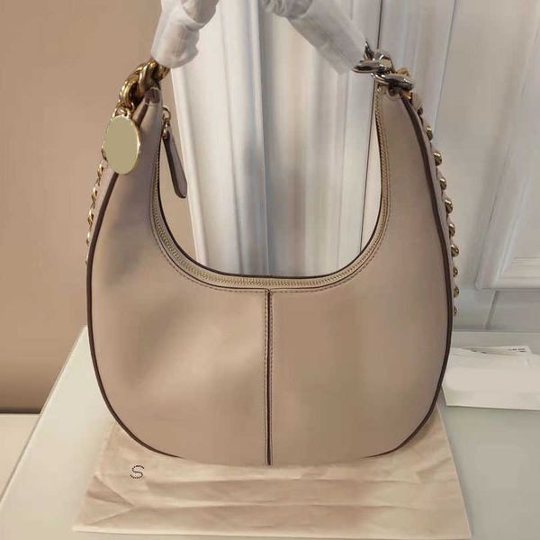 stel designer shoulder bags women thick chian evening bags luxury designer handbags half moon shoulder crossbody bag crescent shape clutch 2
stel designer shoulder bags women thick chian evening bags luxury designer handbags half moon shoulder crossbody bag crescent shape clutch 2