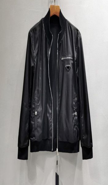2021 men s hoodies classic casual jacket standup collar reversible design wear both sides embroidery imported renewable nylon mat1390310, Black;brown
2021 men s hoodies classic casual jacket standup collar reversible design wear both sides embroidery imported renewable nylon mat1390310, Black;brown